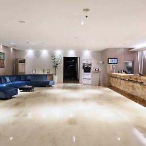 City Garden Suites Manila